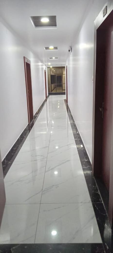 Rk Grand Luxury Ac Rooms Guntur Exterior photo